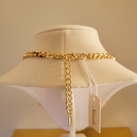 Leopard Print Statement Crystal Necklace. Gold Tone. Sparkling Accents. Natasha. - Picture 7 of 14